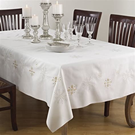 Snow Tablecloth 